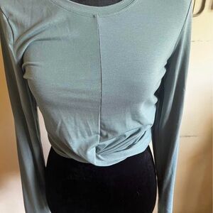 Athleta Long Sleeve crop Top in Soft Green